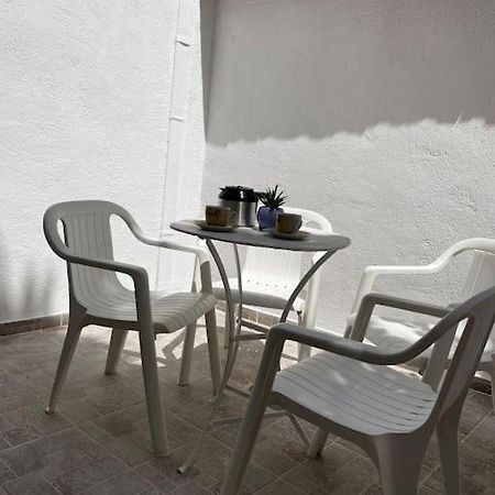 Appartamento Modern 2Br Near Centre -5Min Wlk Patras Esterno foto