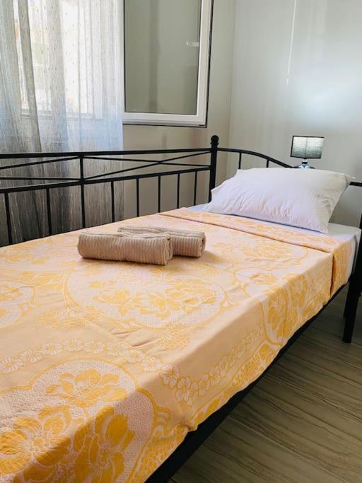 Appartamento Modern 2Br Near Centre -5Min Wlk Patras Esterno foto